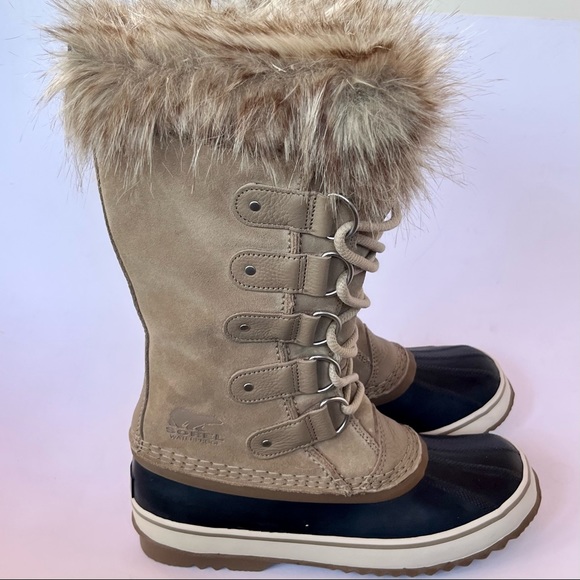 Sorel Shoes - Sorel Joan of Arctic Boots
